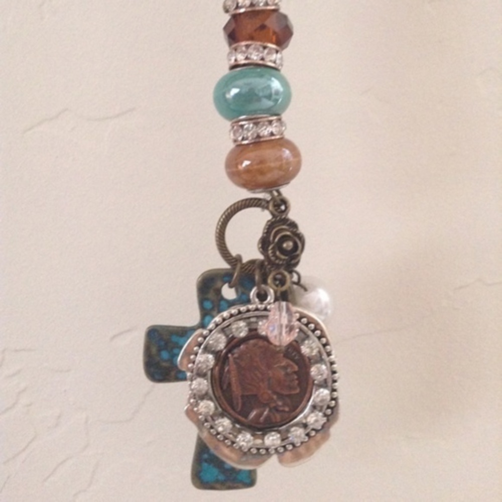 ✨ Bling Indian Penny & Cross Rear View Mirror Hanger ✨ - Picture 3 of 3